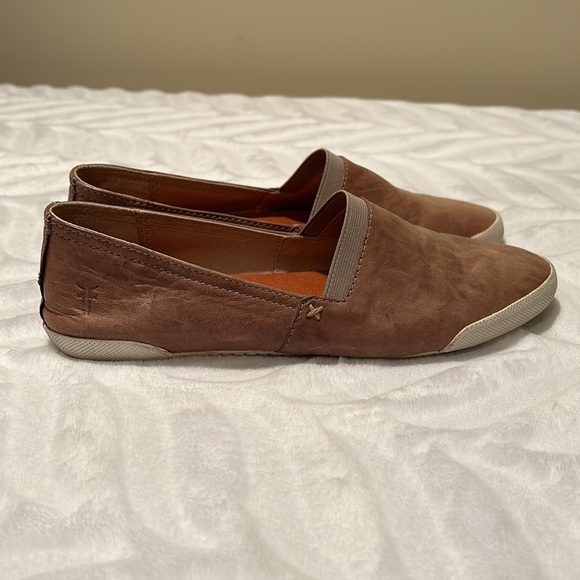 Frye Shoes - Picture 3 of 13